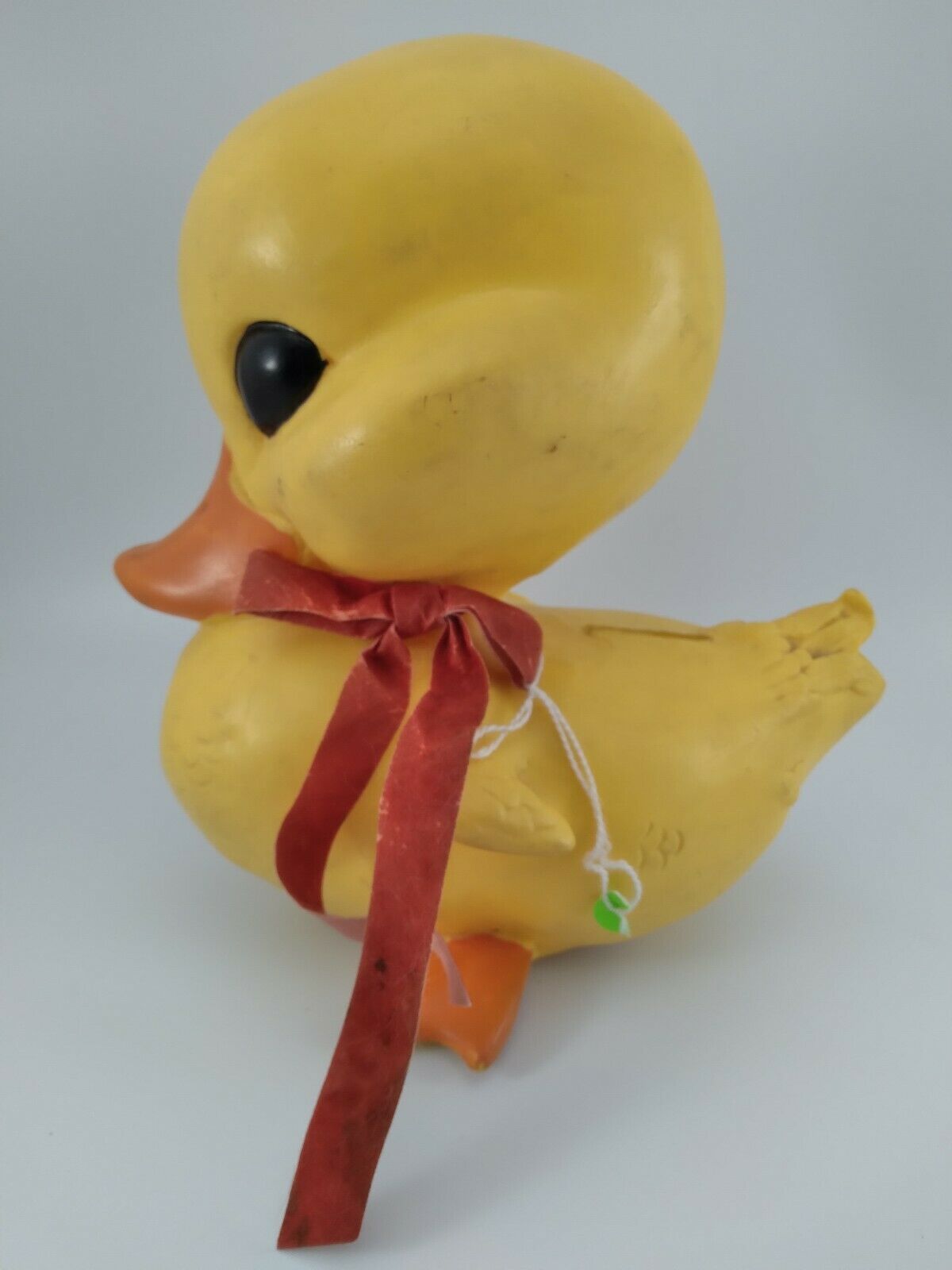 Rubber duck Royalty Industries Vintage 1971 Duck Bank Toy Plastic On Wheels (B2)