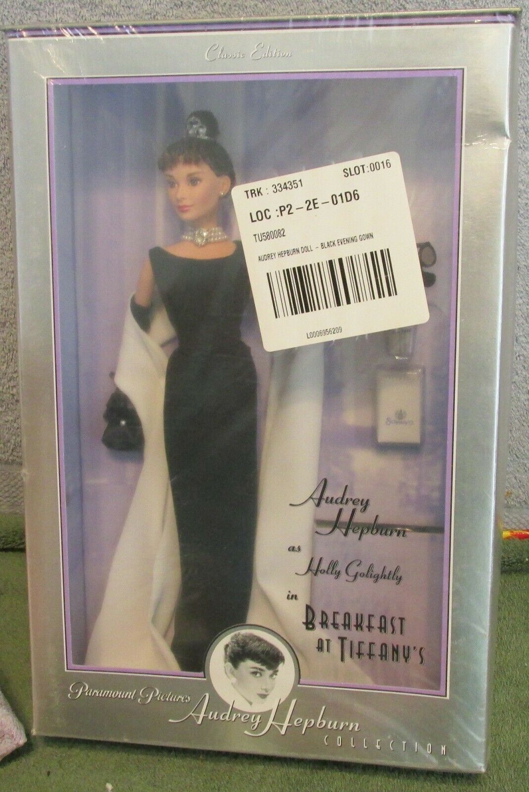 1998 Holly Go Lightly Audrey Hepburn Breakfast At Tiffany's Doll~Saran Wrapped++
