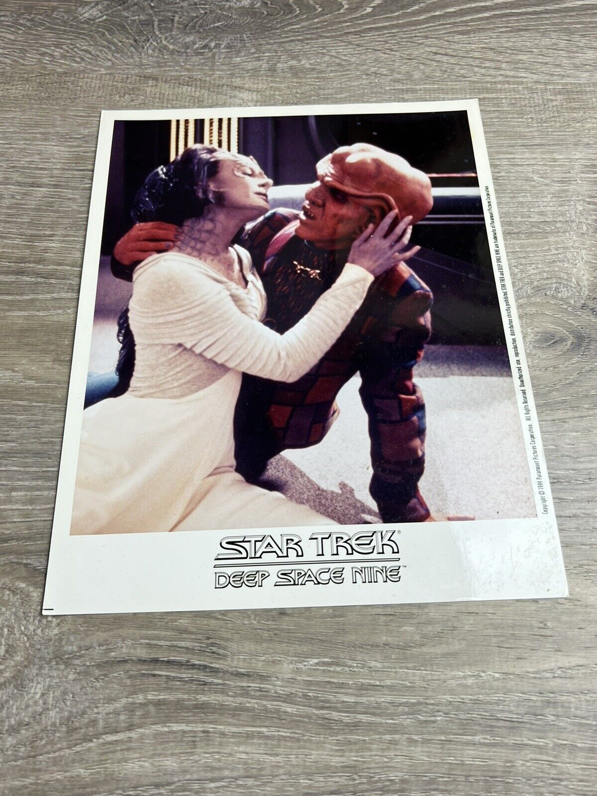 Armin Shimerman 8x10 PHOTO QUARK STAR TREK DEEP SPACE NINE Embrace Kiss Sci Fi